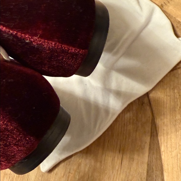 Zara Velvet Loafers - Picture 4 of 4